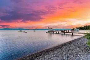 West Shore Lake House by AvantStay - Image 5