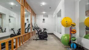 Landing Apartments - The Henry - Image 5