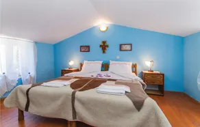 Amazing home in Martinjski - Image 4