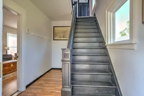 2UNITModernFarmhouse - Image 2