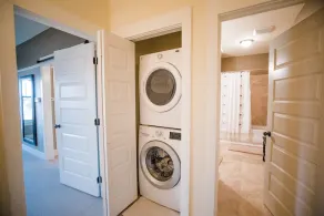 Une maison de style Artisan 5 chambres à coucher dans South Main Buena Vista - Image 2