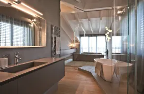 Porzione di villa con SPA, piscina riscaldata e vista sul Lago di Como - Image 4
