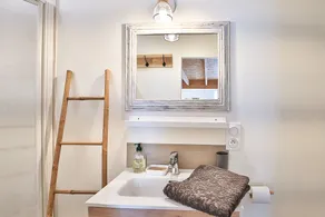 Ferienwohnung \"Studio Le Petit Julien\" mit Gemeinschaftsgarten und WLAN - Image 3