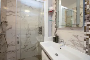 Villa Ruza med pool i lugn och trevlig anlagd trädgård - Image 4