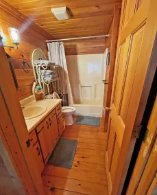 Log Cabin vid sjön - Image 5