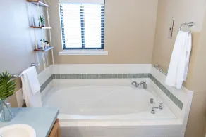 Blanca Vista Escape-2 Minutes from Alamosa *Free Hot Springs Admission Included* - Image 5