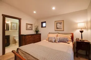 Vineyard suite located in the orchard with private entrance-Villa Riposo Winery - Image 3