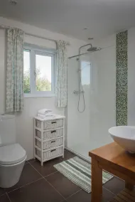 Apple Cottage - sleeps 4 guests  in 0 bedrooms - Image 3