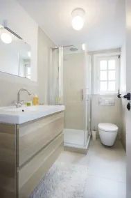 Luxury vacation home with sauna and garden. All bedrooms with their own new bathroom - Image 5