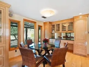 Luxury Private Estate at Zoella Vineyards in the heart of Wine Country - Image 5