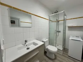 Appartement avec terrasse, 2 chambres, parking privé, à 2km de la plage - L'Île-Rousse - Image 2