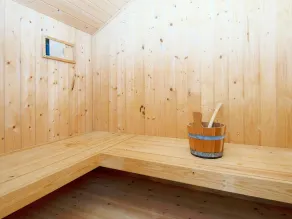 6 person holiday home in Fårvang - Image 2