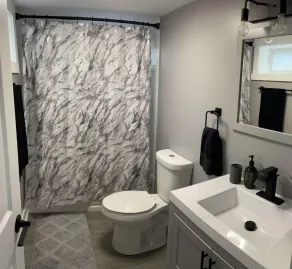 Freshly Remodeled Cozy Home - Image 3