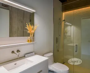5bdrm 7bath modern oasis in Creemore! Pool! Hot Tub! Sauna! Podcast Media Rm! - Image 5