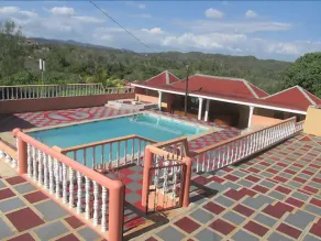 Paradise Reggae Resort - Image 5