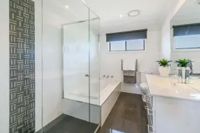 Animador familiar con piscina - Image 2