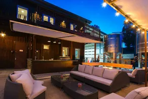 Deluxe King Room on Winery & Vineyard Property - Image 4