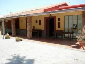 Prestigefyllt villa med förtrollande landskap - Image 3