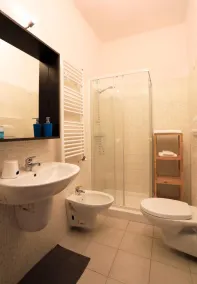Primo Piano Guesthouse - Bari Policlinico - Image 5