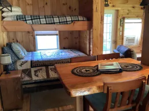 The Cabin, Umbagog-Seengebiet an der Grenze zwischen Maine und NH - Image 4