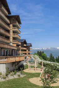 SWISSPEAK Resorts by Pierre & Vacances Premium Thyon - Image 2