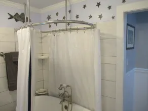 Beautiful Secluded Cottage In Old Ocean Springs Ms - Image 3