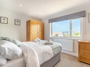 3 bedroom accommodation in Llandanwg - Image 5