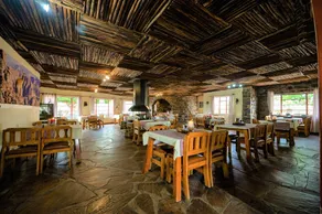 Canyon Lodge - Image 4