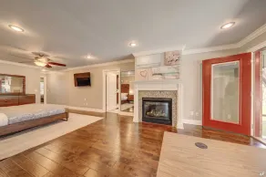 Brand new furniture water front home with Boat dock and RV parking with hook up! - Image 5