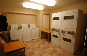 Brian Head Royal King Suite, pool och jacuzzi, Ski-I / O, 3 sovrum +, 2 bad, 10 sovplatser - Image 3