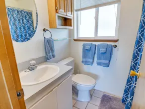Oceanside Beach Cottage - Ocean view Yachats - Image 3