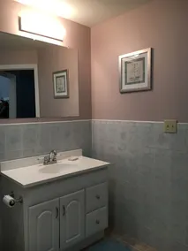 Traveler Dream Space in the Center of Downtown Bennington Steps From Everything! - Image 3
