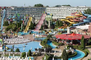Hotel Lotus - Image 5
