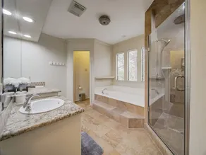 Trophy Haven Retreat With Pool - Image 2