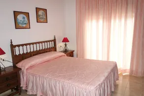 Fritliggende villa til 10 personer, privat pool beliggende i Miami Playa - Image 5