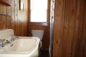 Cottage & Suite on a Quiet Lake + Free Kayaks! - Image 2