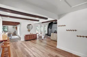 Private, modern home with river view, on 48 acres - Image 2