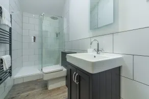 A single-storey barn conversion, renovated to the highest standards. - Image 2