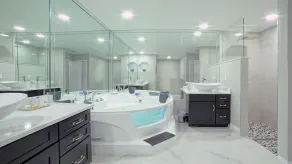Modern House near the Downtown Heated Pool Pet Friendly Whirlpool Spa Playroom - Image 2