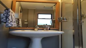 Bright and Spacious Suite in Desirable Comox Peninsula-Short Term or Vacation - Image 2