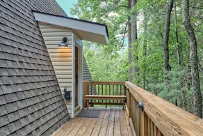 Rustic A-Frame Cabin in the Heart of the Smokies - Image 4