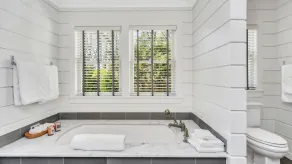 Secluded Oasis in East Hampton, Walk to Town, Bike to the Beach, with... - Image 4