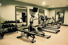 Free Breakfast Buffet + Outdoor Pool + Fitness Center - Image 2