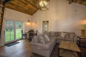 Perfect VT getaway - great for two families! Starlink Internet, Large Yard - Image 4