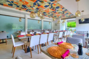 Paradise Bay Hotel Boutique - Image 3