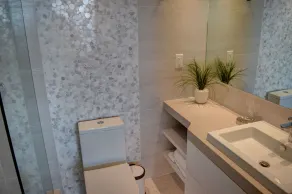 Luxueux, concepteur rénové, Oceanfront Condo au Mana Kai Maui - Image 2