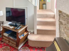 This quaint and cosy canal-side retreat is perfect for couples and families. - Image 2