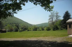 Lovely Amish Crafted Country Cabin in Wellsboro, Pennsylvania - Image 4