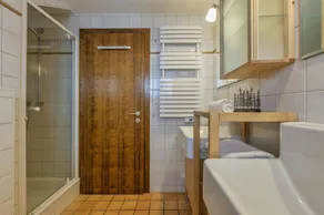 Chalet Les Jeunes - Swiss Ski Chalet with amazing views 8pax - Image 4