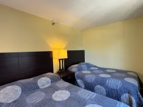 Original-Poolview Condo, neu renoviert - 8 Personen - 2 Schlafzimmer 2 Badezimmer mit WC - Image 4